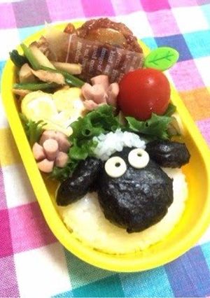 A picture of Shaun the Sheep Bento.