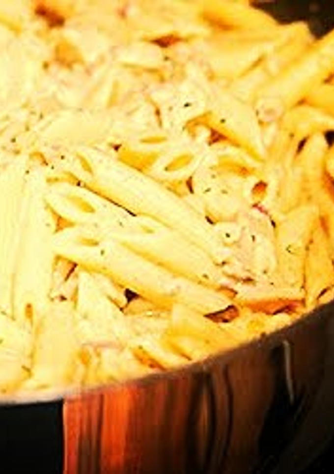 A picture of Bacon Macaroni and cheese.