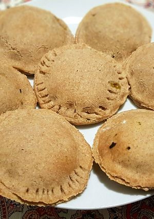 A picture of Mini Spinach-Feta pies.