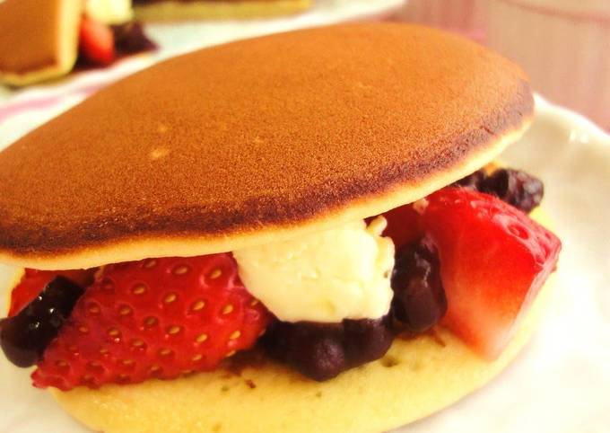 Recipe of Thomas Keller Strawberry &amp; Azuki Dorayaki with a Buttery Aroma