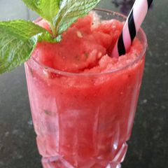 A picture of Mama's watermelon slushie.