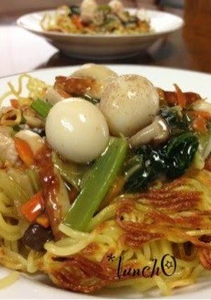 A picture of Crispy Yakisoba Noodles with Thick Ankake Sauce.