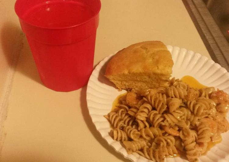 Shrimp Scampi w/ Rotini Noodles