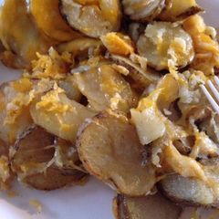 A picture of Frying Potatoes.