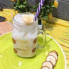 A picture of Banana Milkshake.