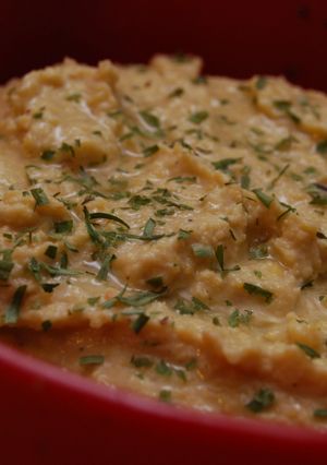 A picture of Chick Pea Puree.
