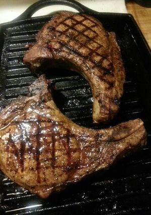 A picture of A-1 Chops.