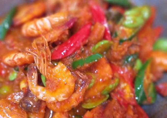Ini dia! Resep gampang bikin Udang bumbu sambel pete pedas hidangan Lebaran yang gurih