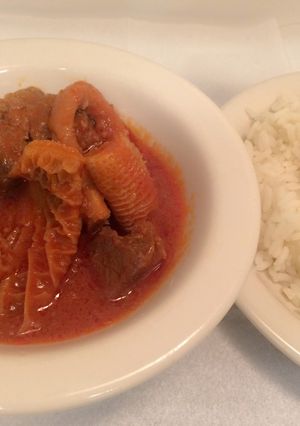 A picture of Intestine stew and rice.