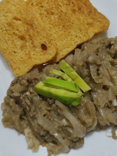 Una foto de Dip de atún y berenjena con tostadas de ajo🍆🧅🥖🥯🥙🌯
