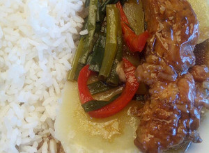 Una foto de Pollo al sillao