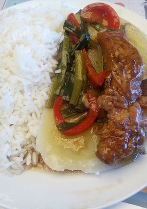 Una foto de Pollo al sillao