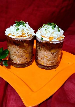 A picture of Mexican individual dinner shots.
