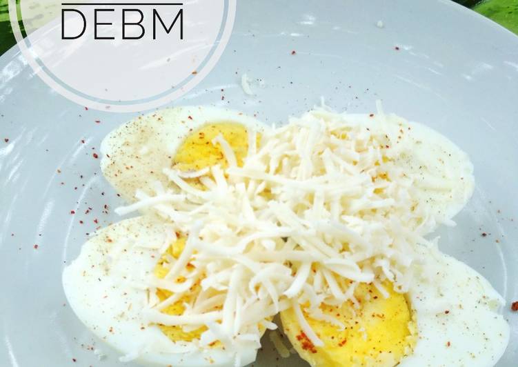 Langkah Mudah untuk Menyiapkan Telur Rebus DEBM (Untuk Sarapan) 🍳, Enak Banget