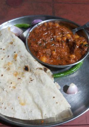 A picture of Chhole.