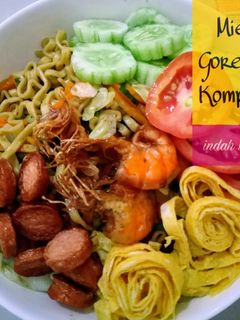 Foto resep Mie Goreng Komplit