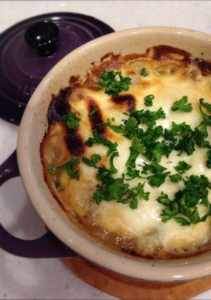 A picture of Easy Gratin with New Onions and Marscapone Cheese.