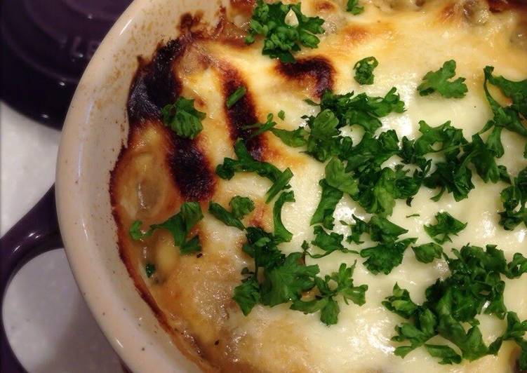Recipe of Delicious Easy Gratin with New Onions and Marscapone Cheese