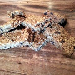 A picture of Raisin Seed Granola Bars.
