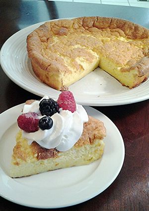 A picture of Flourless White Chocolate Cake.