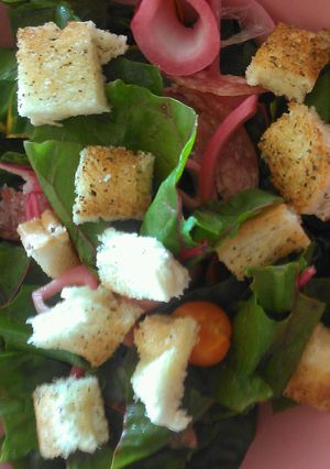 A picture of Emergency croutons!.