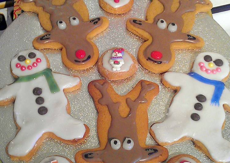 Vickys Gingerbread Snowmen & Reindeer, Decorating Idea Vickys Gingerbread Snowmen & Reindeer, Decorating Idea