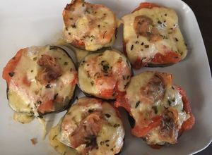 Una foto de Mini pizza de berenjena 🍆
