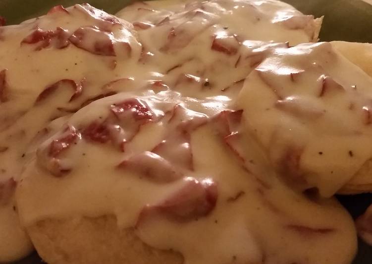 Simple Way to Make Homemade Chipped Beef with white sauce