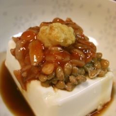 A picture of Chilled Tofu with Spicy Toppings.