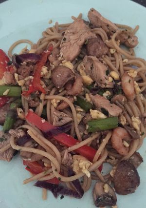 A picture of Pad Thai Chicken & Prawn Brown Wheat Pasta Cheat.
