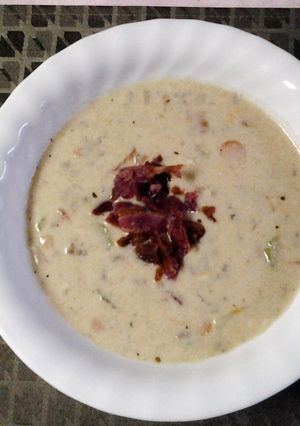 A picture of Cheeseburger Soup for Crock Pot.