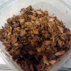 A picture of delicious pulled pork or pork chop recipe.