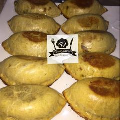 A picture of Baked meatpies.