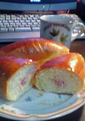 A picture of Homemade Ham Roll Bread.