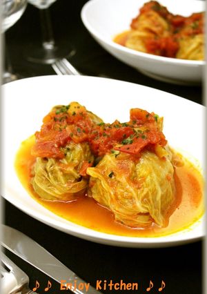 A picture of Cabbage and Cheese Rolls in Tomato Sauce.
