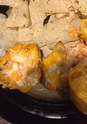 A picture of Buffalo Chicken Won Ton Cups.