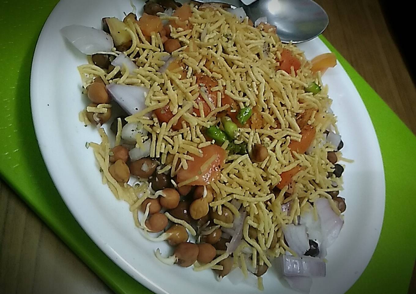 Health sprouts green gram chaat
