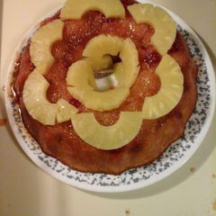 A picture of Pineapple Upside down cake.