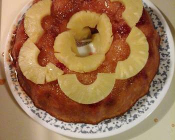 Ready to Serve Pineapple  Upside  down  cake Restaurant Style