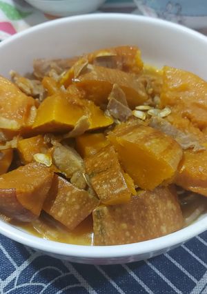 五花肉炒南瓜 的食譜成品照片
