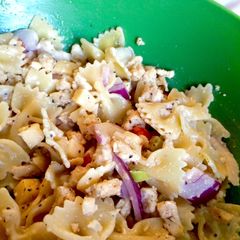 A picture of Poppy Seed Chicken Pasta Salad.