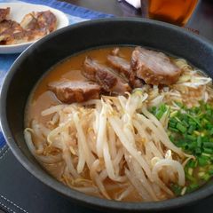 A picture of To Serve With Ramen: Garlic Bean Sprouts.