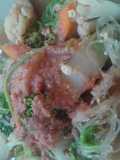 Thai sukiyaki with red bean curds sauce