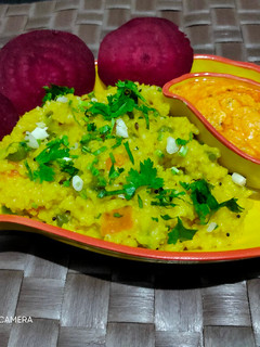 ફાડાની ખીચડી (Fadani khichdi Recipe in Gujarati) રેસીપી મુખ્ય ફોટો
