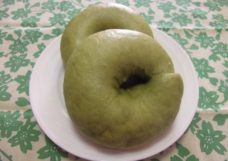 How to Prepare Matcha Tofu Bagel