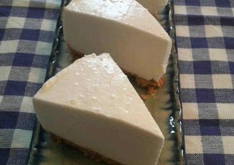 Simple Way to Make Homemade No-Bake Cheesecake with Strained Yogurt