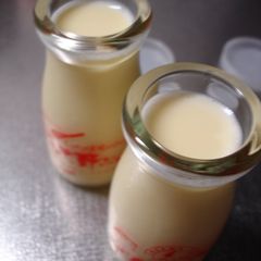 A picture of Earthenware Pudding With 1 Egg.