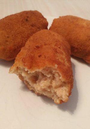 Una foto de Croquetas de pollo y jamón