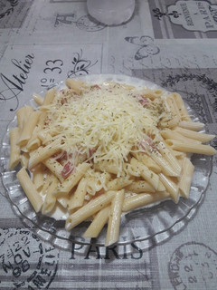Una foto de Macarrones a la carbonara