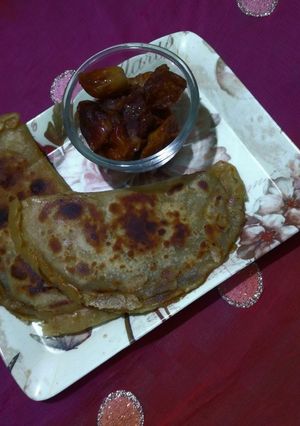 A picture of Dates and jaggery paratha.